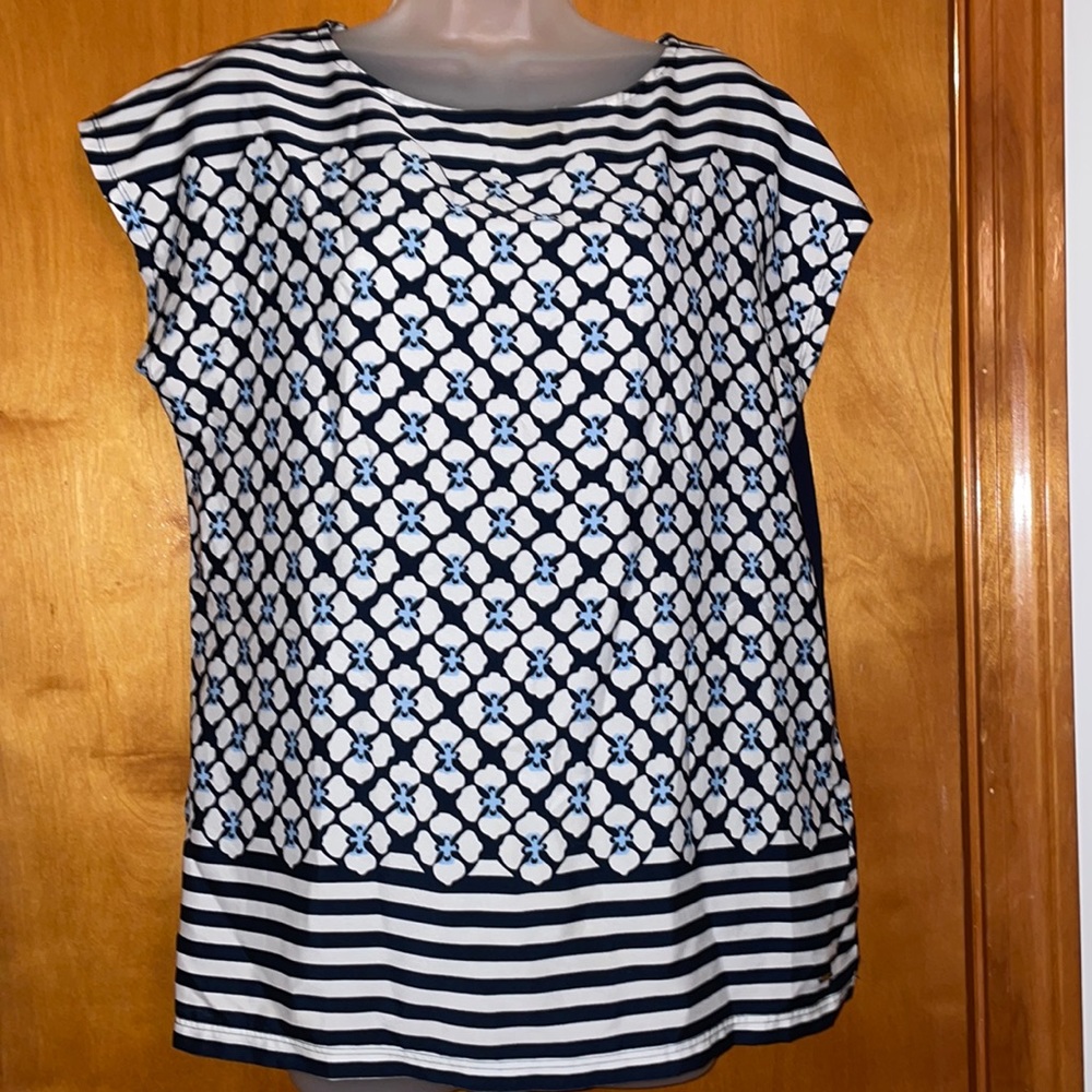 Tommy Hilfiger short sleeve navy and white top